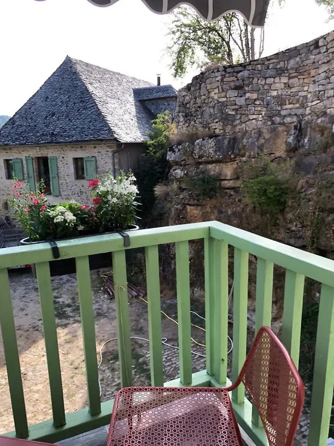 Gites De Coussane Espalion Apartment